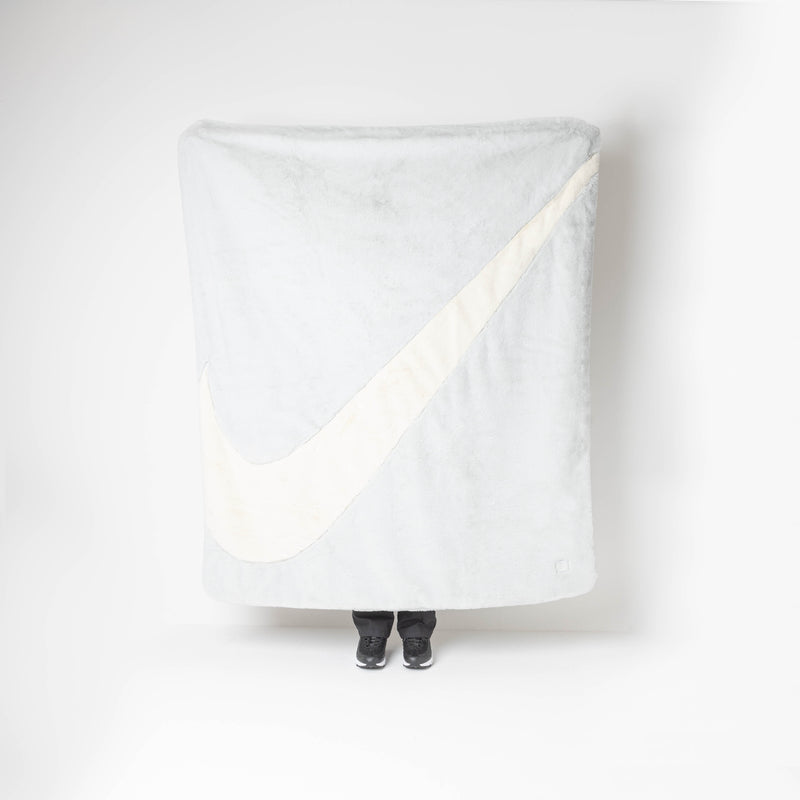 Nike best sale blanket faux